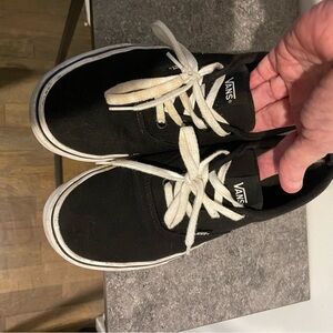 Vans Black canvas Sneakers with White Laces size 8.5